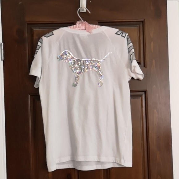 Ladies top - Picture 2 of 3